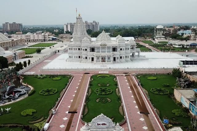 Full Day Agra, Mathura Vrindavan Tour Package from Delhi