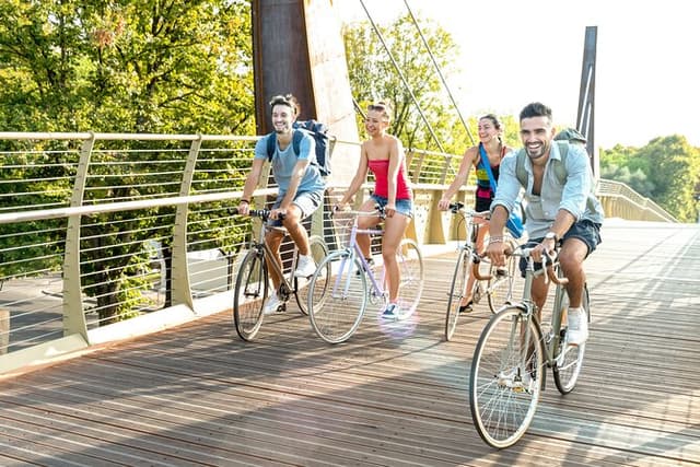 Bike Tour of London - Top Attractions with Private Guide