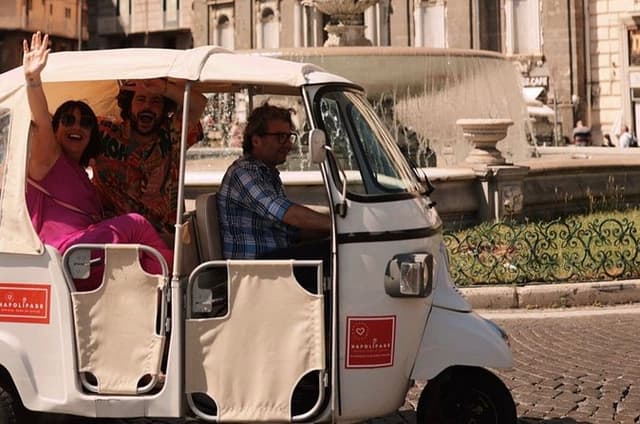 Private Panoramic Tour of Naples by Ape Tuk-Tuk Classic