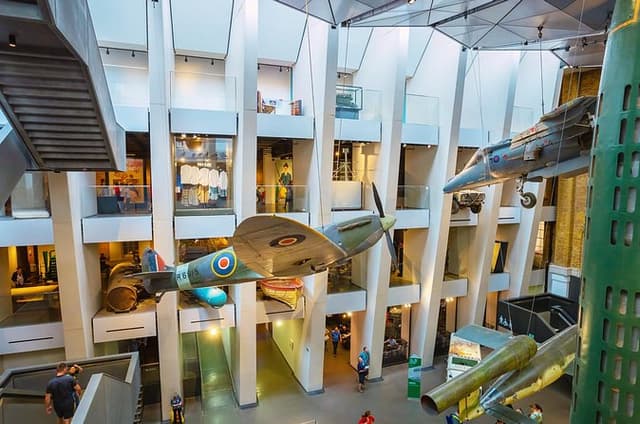 World War II History in London Private Guided Tour