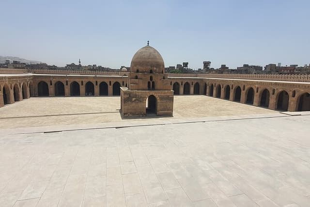 Coptic Cairo, Mosques , sailing on Nile and Bazaar Private Tour with Lunch