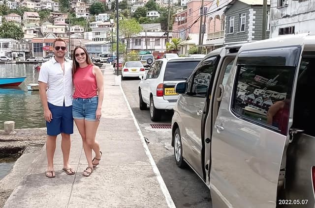 Grenada West Coast: Waterfalls, Chocolate & Rum Half-Day Tour