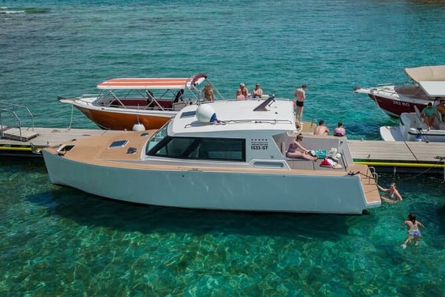 Luxury Boat - Blue Cave From Split, Full-Day Cruise, Hvar, Vis
