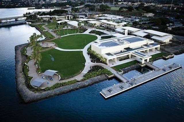 Pearl Harbor Tour with USS Arizona & Missouri Battleship