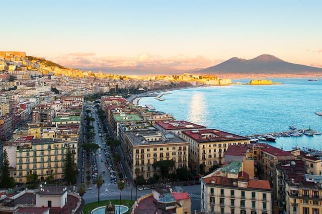 Private tour of Naples from Amalfi Coast