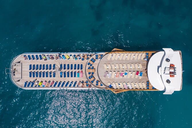 Luxury Ocean Flyer VIP Cruise: Paphos' Premier Sea Experience
