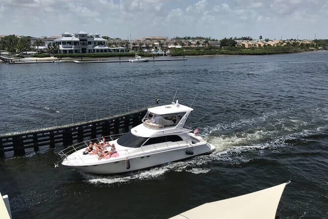 Luxury Boat Tours & Scenic West Palm Beach Cruises