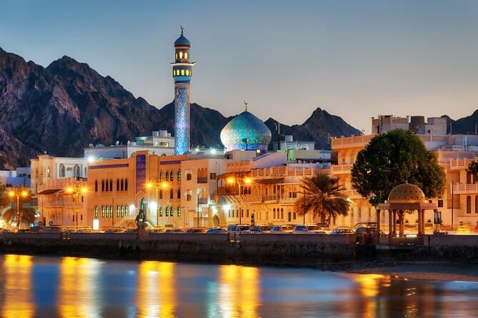 Best Muscat Sunset Cruise: Unforgettable Sea Adventures
