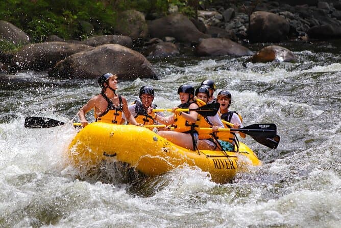 Top-Rated Whitewater Rafting Adventures in Hartford