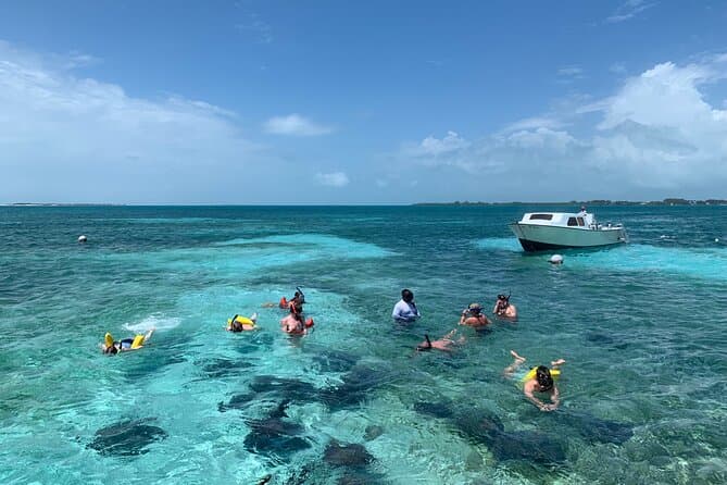 Top-Rated Snorkeling at Caye Caulker Marine Reserve
