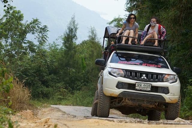Full-Day Jeep Safari with the Highlights of Koh Samui