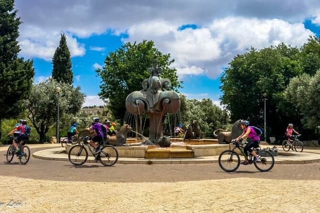 Bike the Holy Land with Yoav Lavi, Bike Guide for all levels and a Photographer