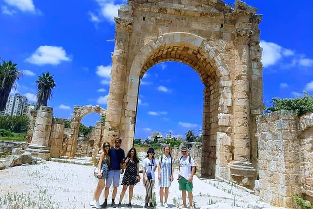 Sidon, Tyre & Maghdouche Small-Group Tour | Lunch Included