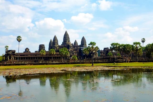 Private Angkor Wat Day Tour - Best of Angkor