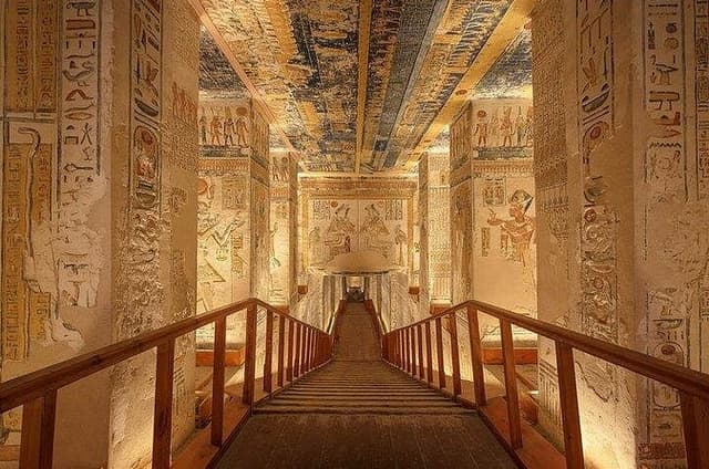 Private Full Day Luxor Highlights East and West Banks