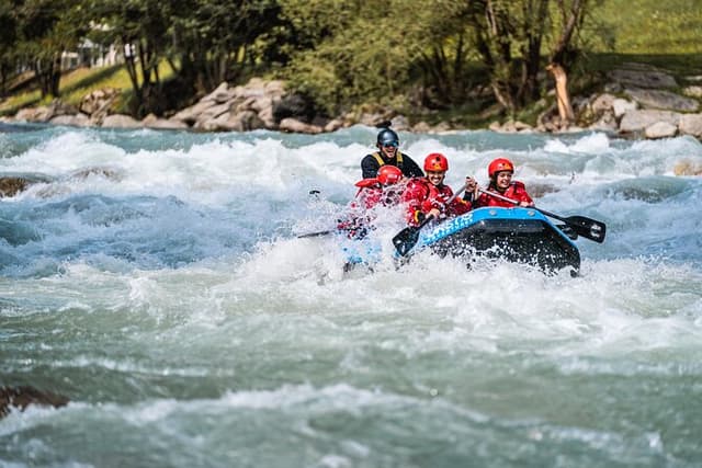 2 hours Rafting on Noce River in val di Sole