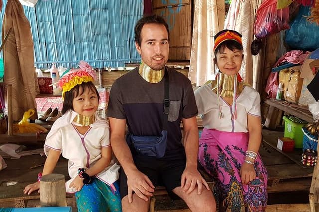 Chiang Rai: White Temple, 7 Highlights & Free Buffet Lunch