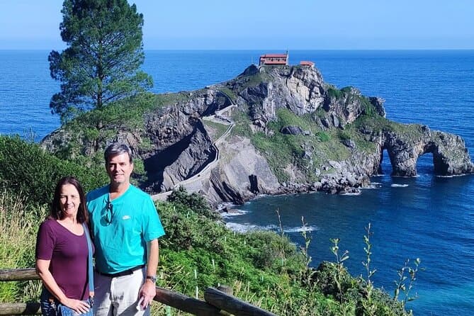 Exclusive Basque Country: Bilbao & San Sebastian Private Tour