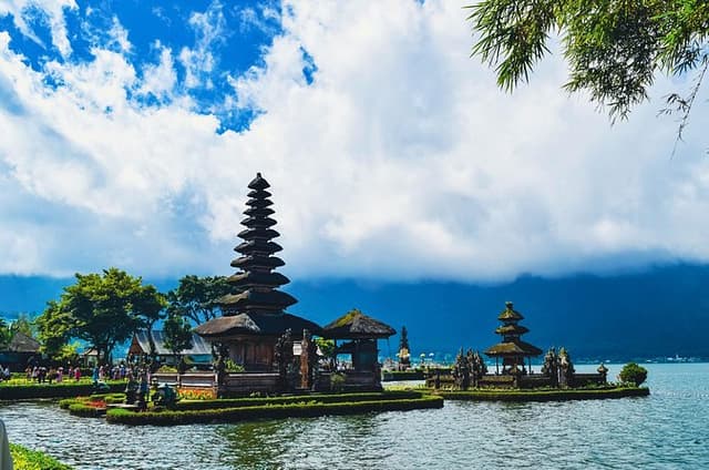 Bedugul and Singaraja Tour