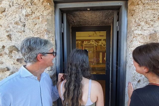 House of Augustus, Palatine Museum and Palatine Hill w PhD Archaeologist