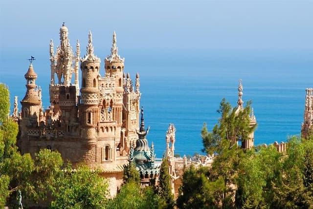 Grand Private Tour: The Best of Malaga and its Surrounds