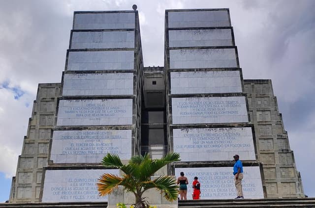 Full-Day Cultural Adventure Tour of Santo Domingo from Samana