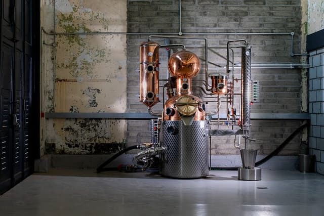 Rebel City Distillery Tour