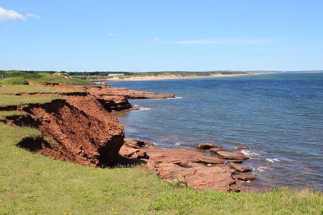 Green Gables House & Our Island Experience