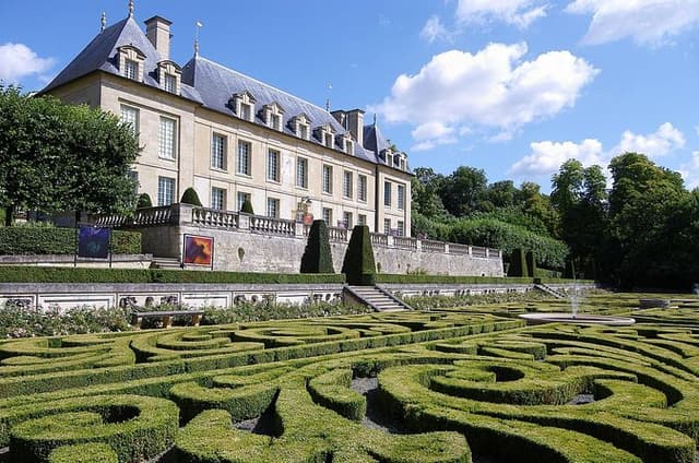 Van Gogh House Tour - Auvers Castle - Transportation Private Trip