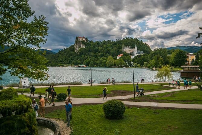 Best Free Walking Tour in Bled: Explore Local Wonders