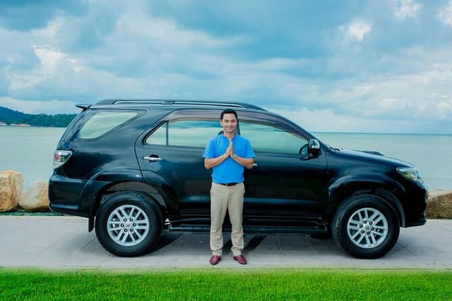 Private Phuket Airport Hotel Transfer with Meet & Greet
