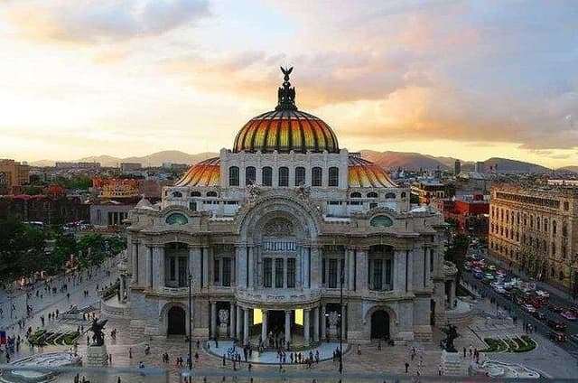 Private Tour Anthropology Museum Chapultepec Castle in Mexico City