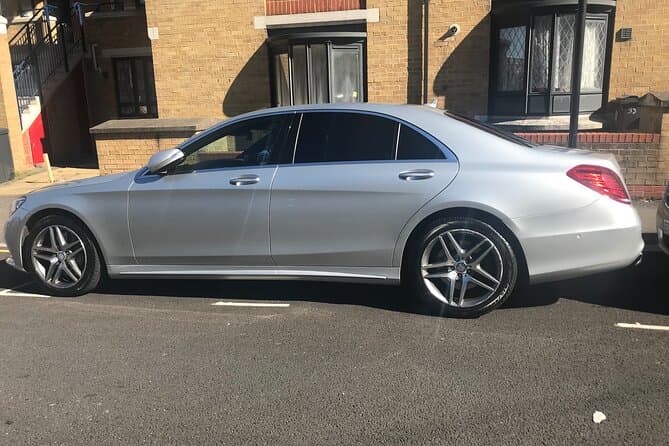 Book Private Transfers: Portsmouth to Heathrow
