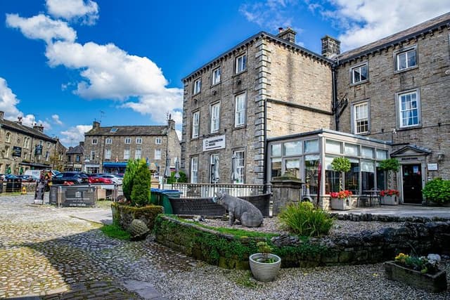 Full-Day Discovering All Creatures Great and Small Tour of Yorkshire
