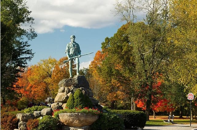 Lexington & Concord Self-Guided Driving & Walking Audio Tour