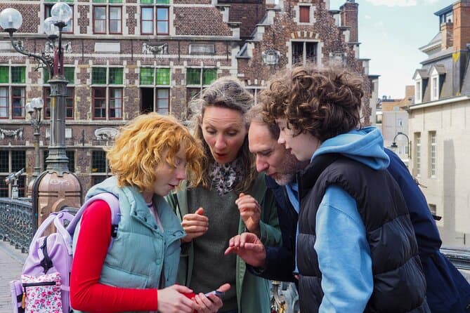 Angers Escape Game: Crack the Mystery