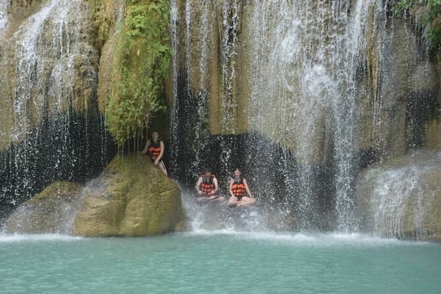 Private Tour : Erawan Waterfall and Bridge over the River Kwai