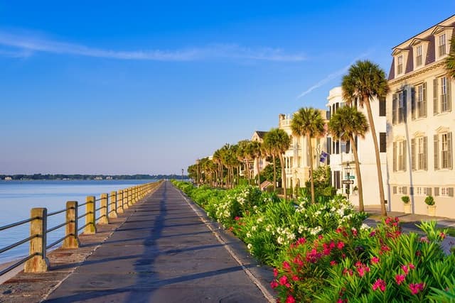 Charleston historical walking tour with a Professor of History at The Citadel