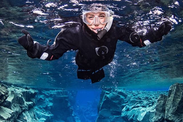 Silfra: Snorkeling Between Tectonic Plates - Meet on Location