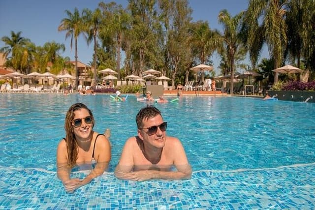 Rio Hondo Hot Springs Full Day Tour from Tucuman