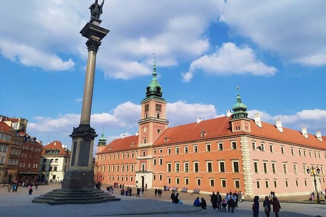 Historic Heart of Warsaw Walking Tour