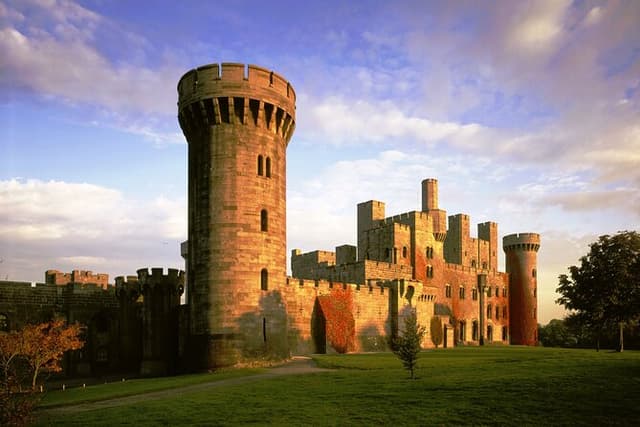 Medieval 4 Castles Of Wales Private Tour