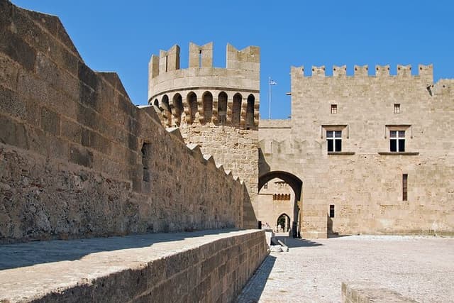 Rhodes: Palace of the Grand Master Entrance Ticket