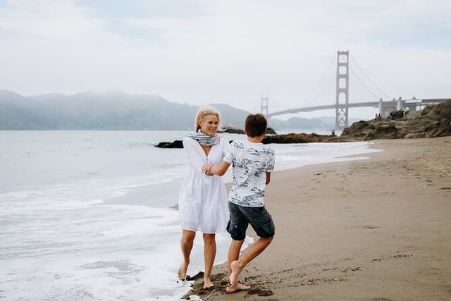 Private Vacation Photoshoot with Photographer in San Francisco