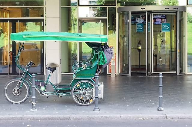 Private Rickshaw for Shopping-Culinary-History