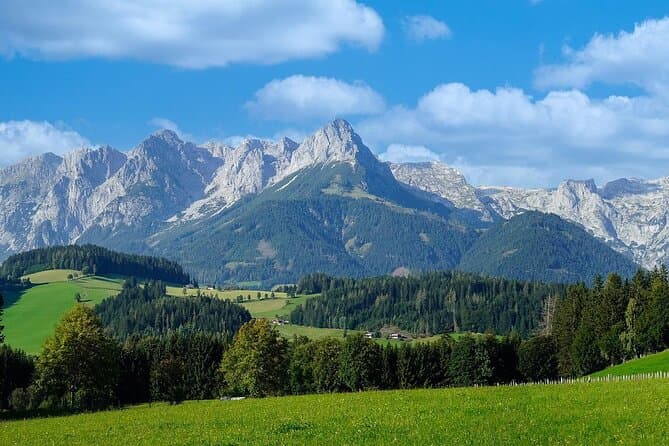 Luxury Transfers: From Innsbruck to Salzburg Made Easy