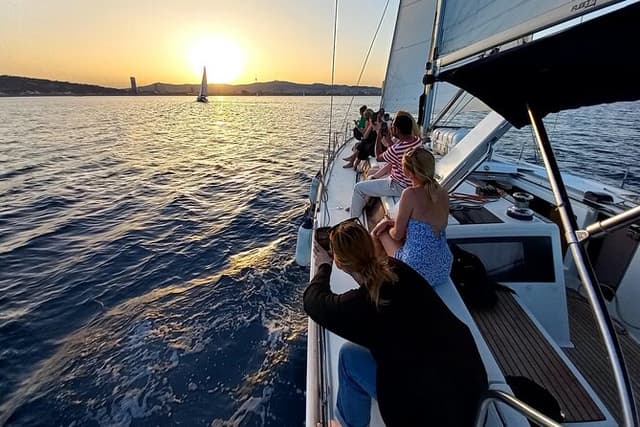 Barcelona Sunset Sailing Cruise from Port Olímpic with Open Bar
