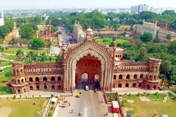 Best Lucknow City Tour: Explore Awadhi Heritage & Culture