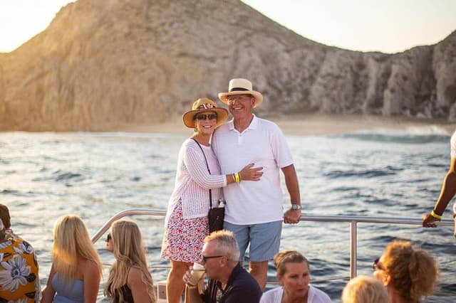 Sunset Cruise in Los Cabos with Jazz and Wine