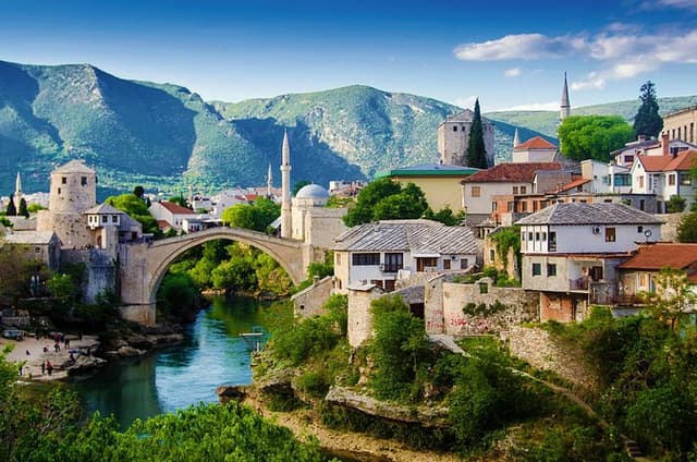 Captivating Mostar - Private Walking Tour for Couples